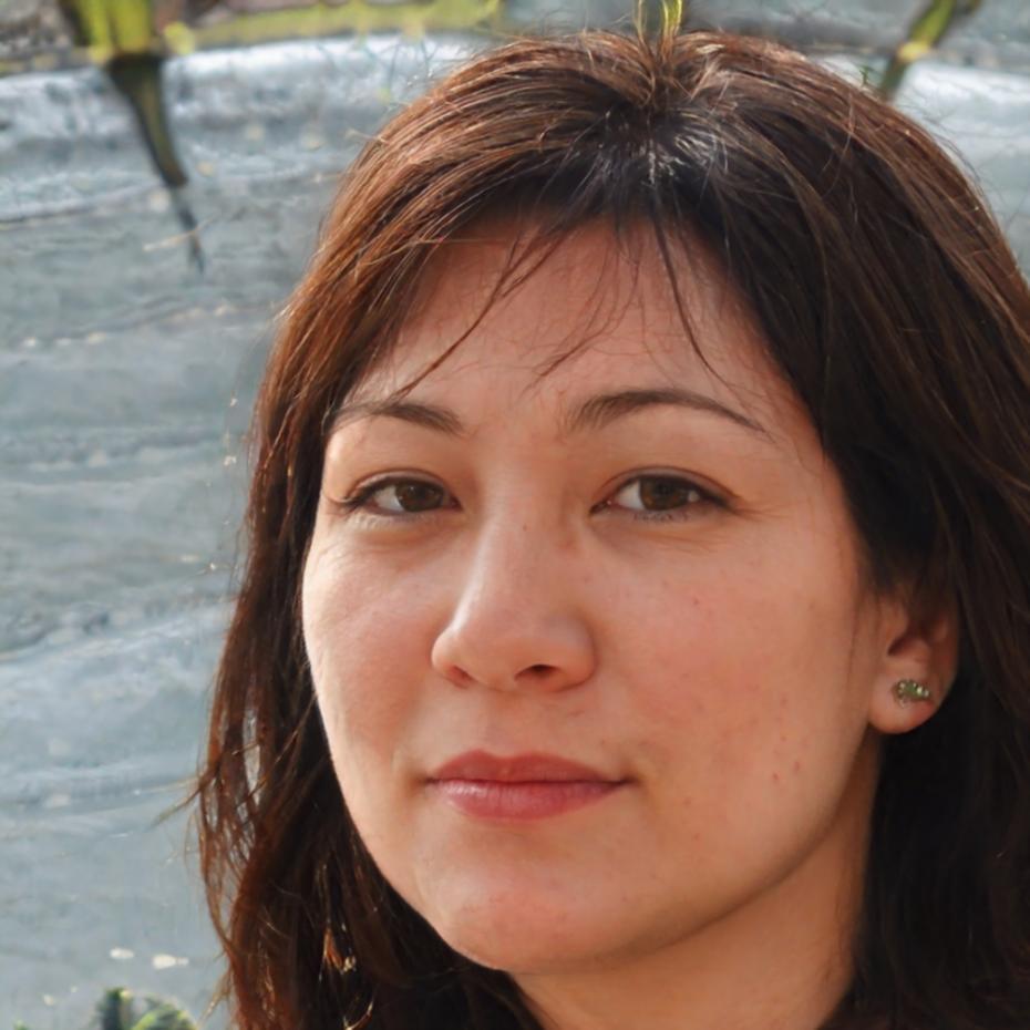 Rebecca Martinez, angel investor and fundraising strategist with extensive startup experience